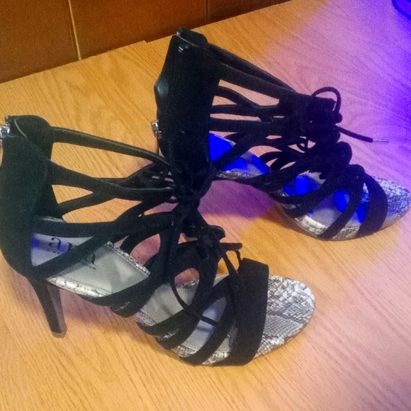 strappy peep toe heels